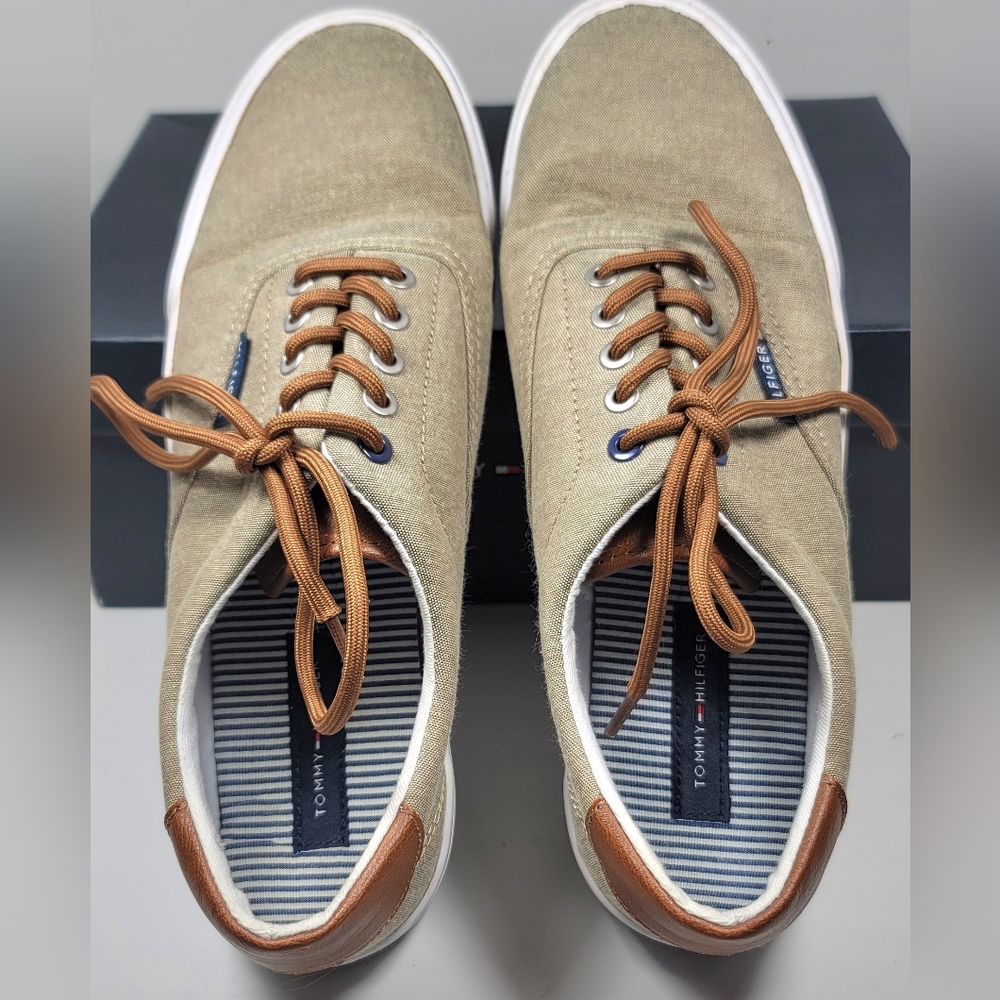 TOMMY HILFIGER Mens Phero Sneaker Size:9 - Picture 4 of 13